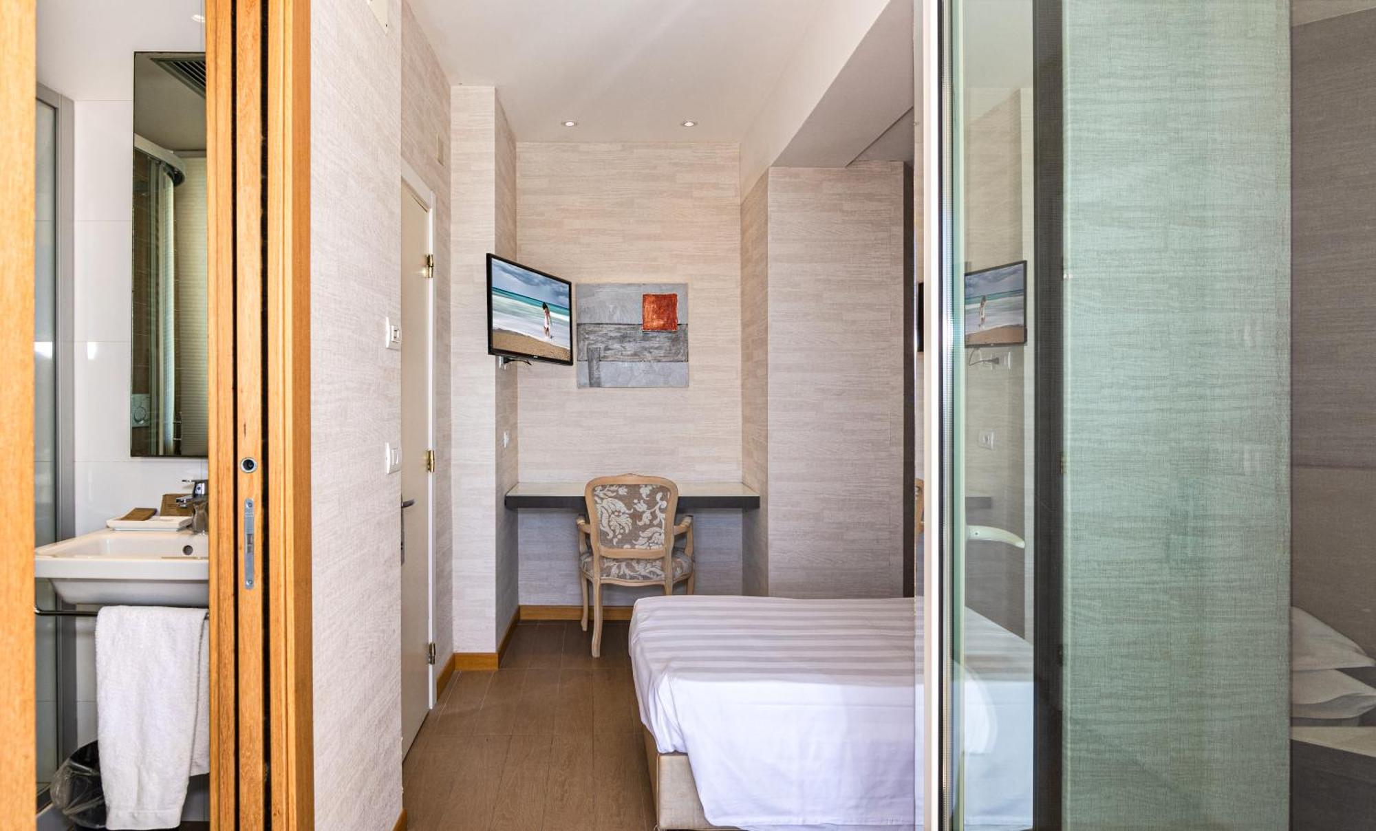 Joseph Hotel